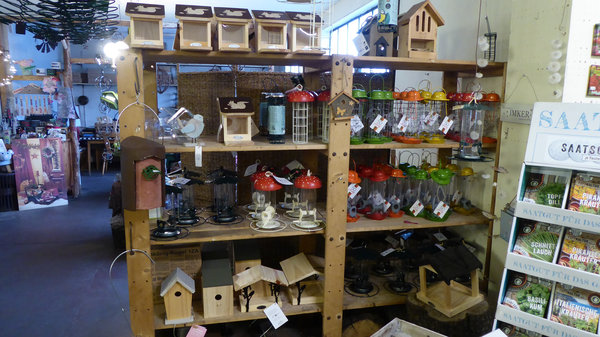 Vogelhäuser, Nistkästen...