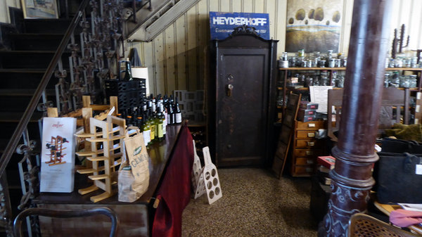 Historische Kleineisenwaren